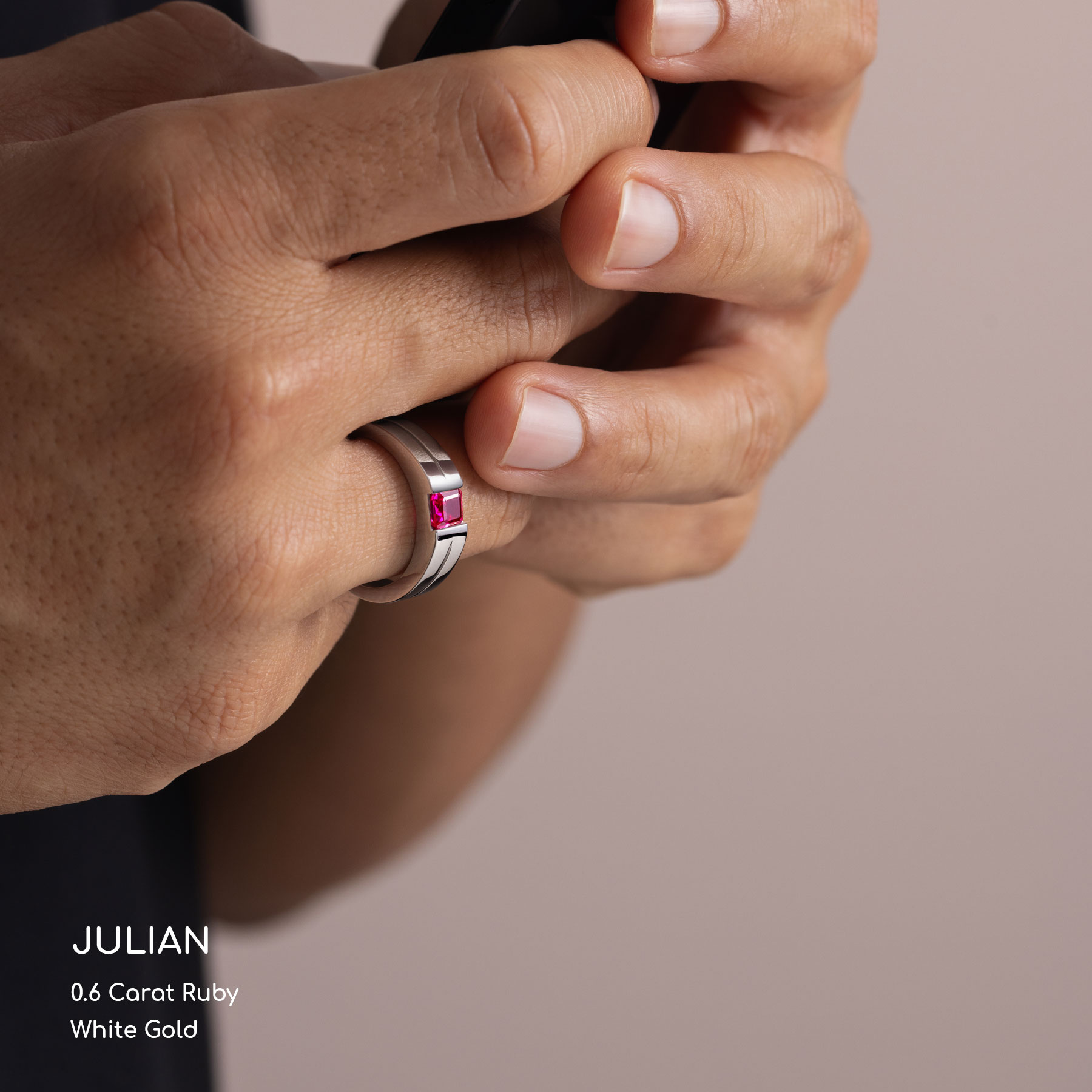 Julian Ring with Emerald cut Aquamarine | 0.4 carats Rectangle